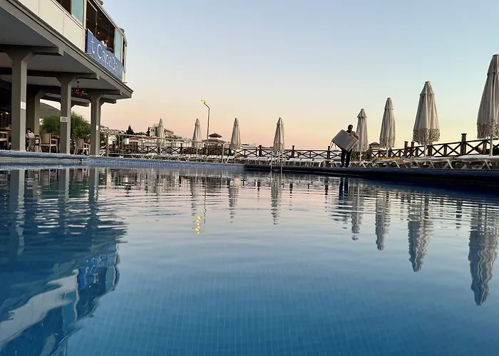 Suhan Seaport Hotell Kusadası