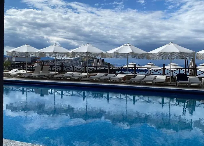 Hotel Suhan Seaport Kusadasi