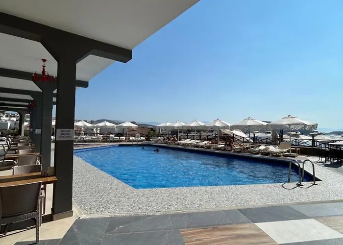 Отель Suhan Seaport 4*