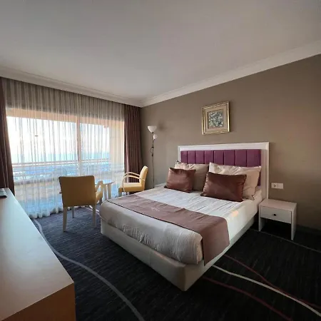 Suhan Seaport 4* קוסדסי