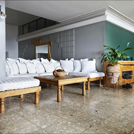 מלון Suhan Seaport קוסדסי