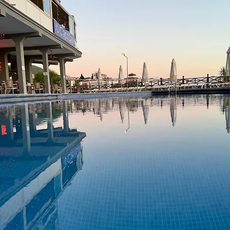 Suhan Seaport 4* קוסדסי