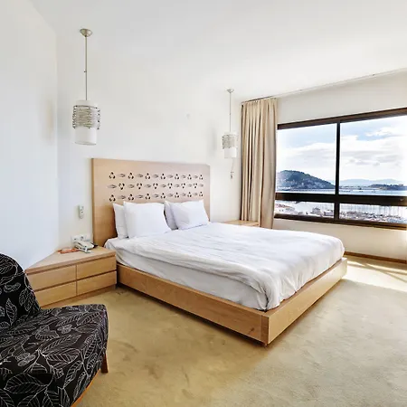 Suhan Seaport מלון