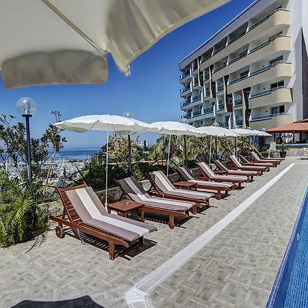 Suhan Seaport מלון 4*