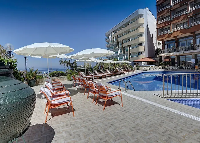 Hotel Suhan Seaport 4*